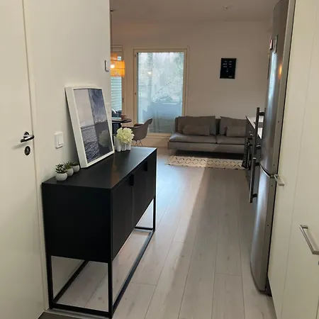 Modern With Private Yard & Terrace Vanda